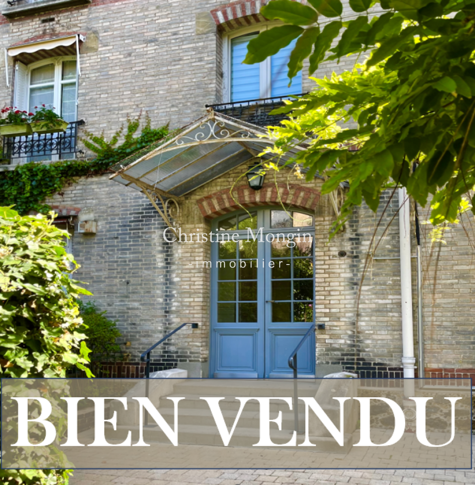 Entrée immeuble rue Perronet Neuilly