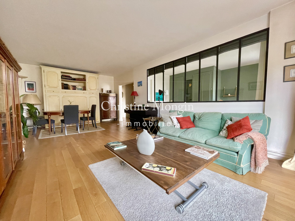 3 Pièces avec balcons à vendre Neuilly sur seine