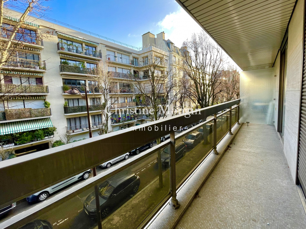 Appartement avec balcon Neuilly
