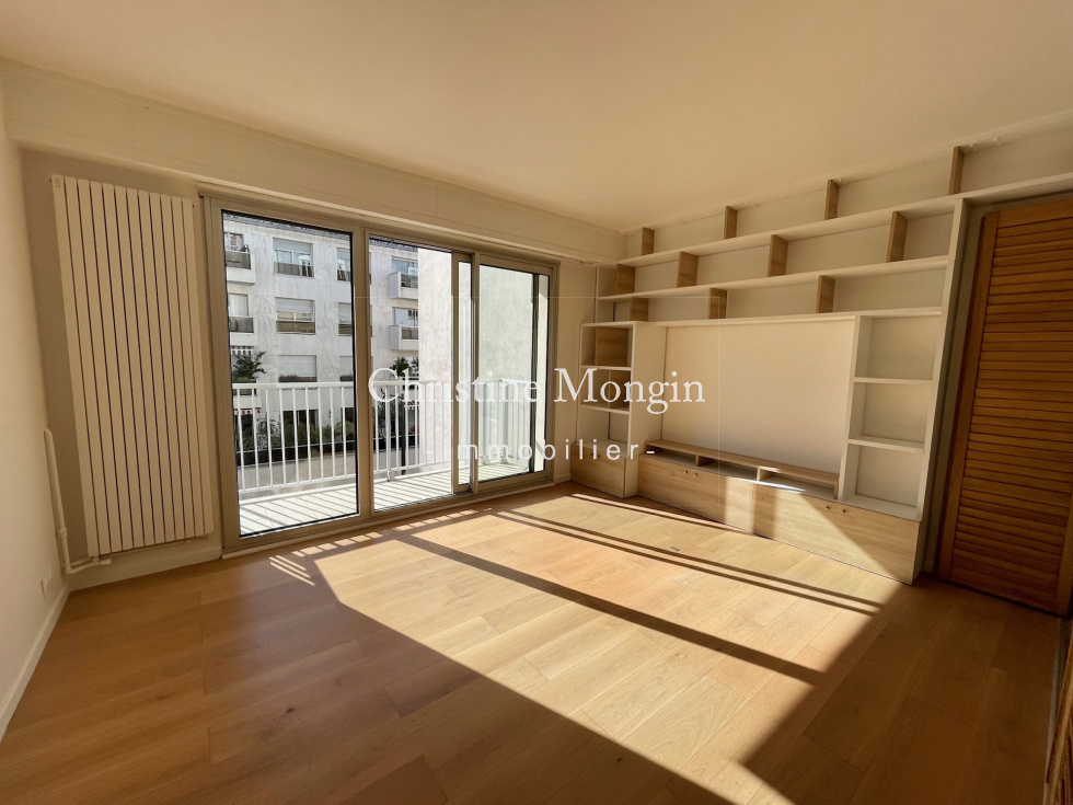 Studio à vendre plaine des Sablons