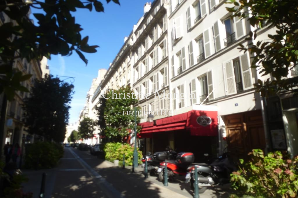 vente NEUILLY S/S rue Madeleine Michelis proche du marché des Sablons