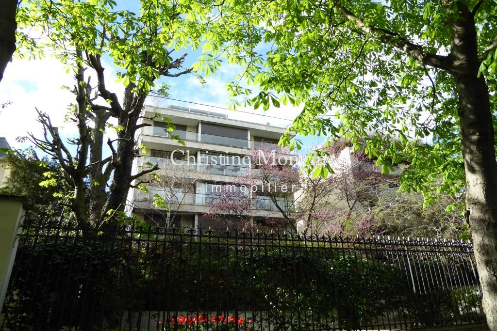 3 Bis Boulevard De La Saussaye Neuilly Sur Seine