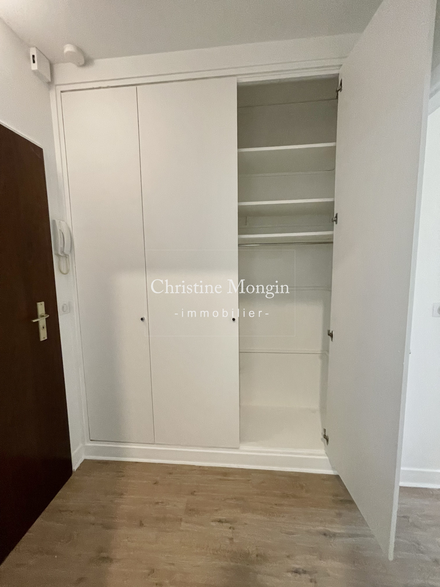 Image d'un appartement - neuilly-sur-seine (92200) - 29.5 m² - à 1322€ à courbevoie (92400)